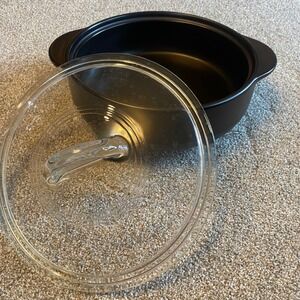 Pampered Chef Rockcrok Everyday Pan 2.5 QT Black Cookware with Glass Lid